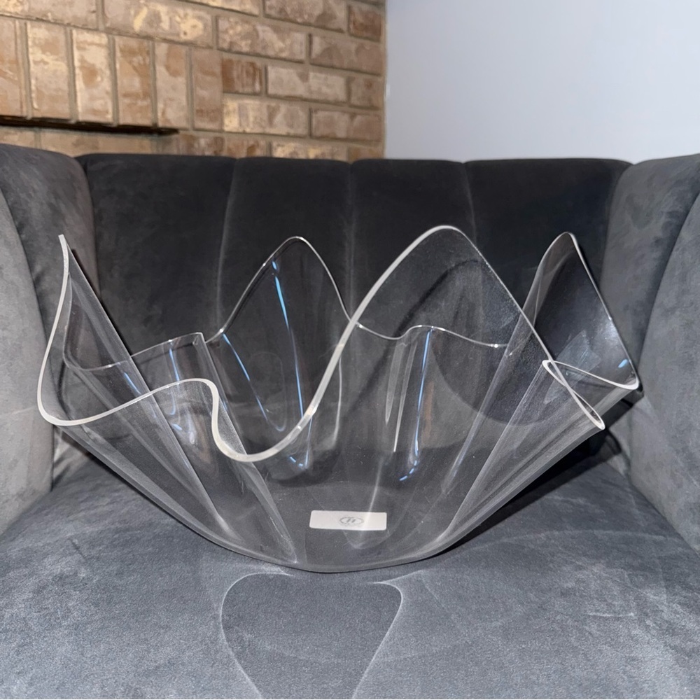 Acrylic bowl large clear brand new with tags Elegant Clear Glass Decorative Bowl